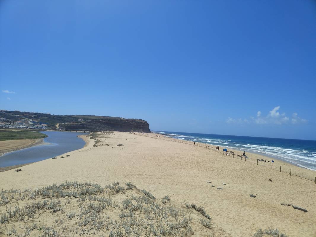 Foz do Sizandro — 露营车营地 in São Pedro da Cadeira