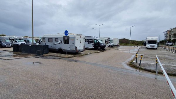Parque Autocaravanas Praia da Vagueira — Photo 3