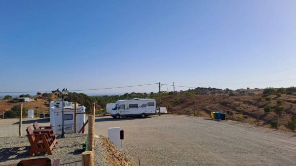Parque Autocaravanas Monte da Eira - Altura — Foto 3