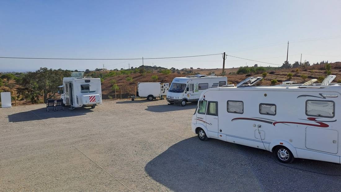 Parque Autocaravanas Monte da Eira - Altura — Camperplads in 