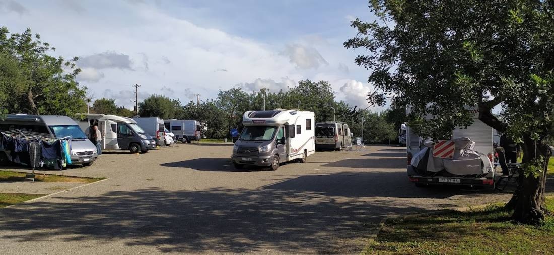 Live on Wheels — Camperplads in São Brás de Alportel