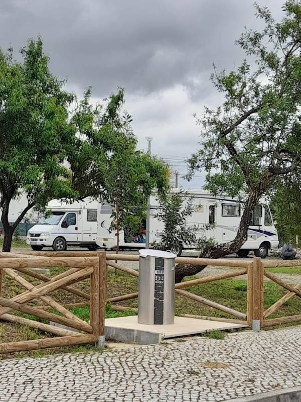 Live on Wheels — Campervan Site in São Brás de Alportel