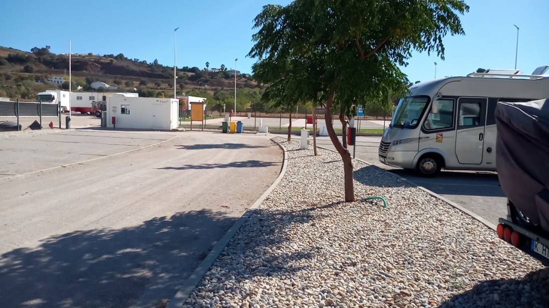 Messines ASA — Campervan Site in São Bartolomeu de Messines