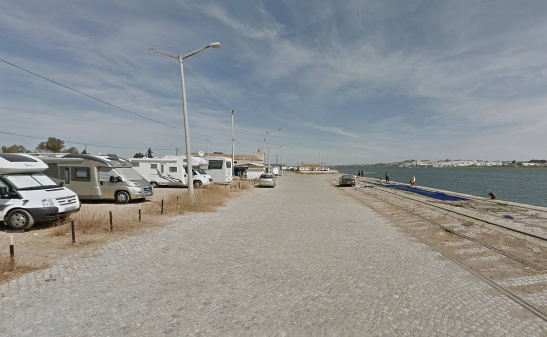 Parque de Autocaravanas de Vila Real de Santo António — Camperplads in Vila Real de Santo António