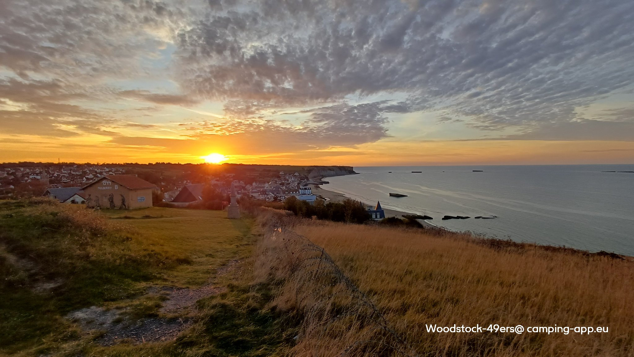 Stellplatz Arromanches-les-Bains — Photo 2