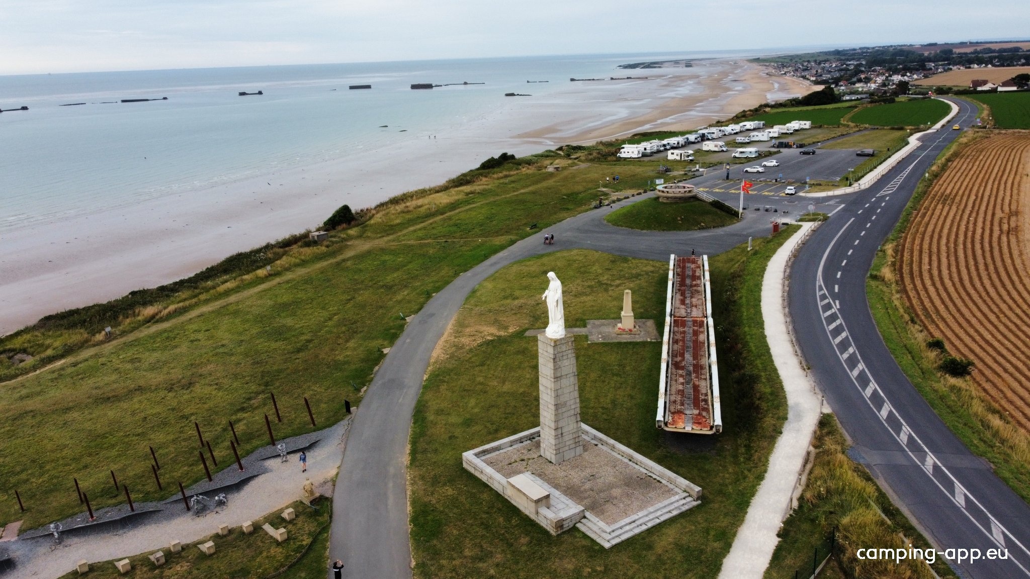 Stellplatz Arromanches-les-Bains — Campervan Site in Arromanches-les-Bains