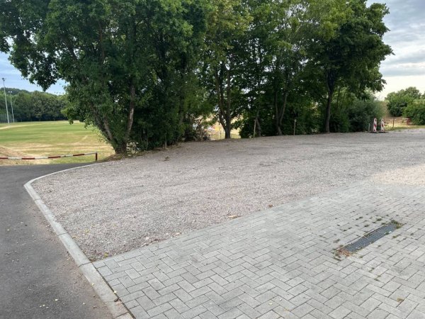 WoMo Stellplatz Owen — Fotoğraf 2