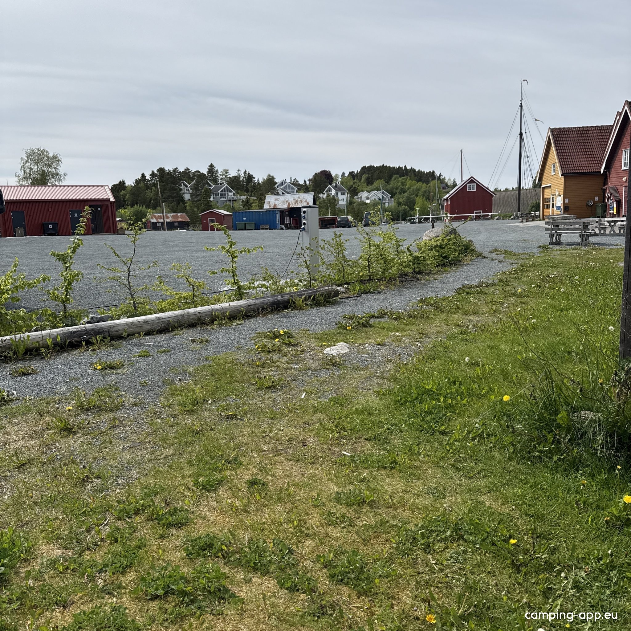 Kjerknesvågen Kai — Area di sosta in Inderøy