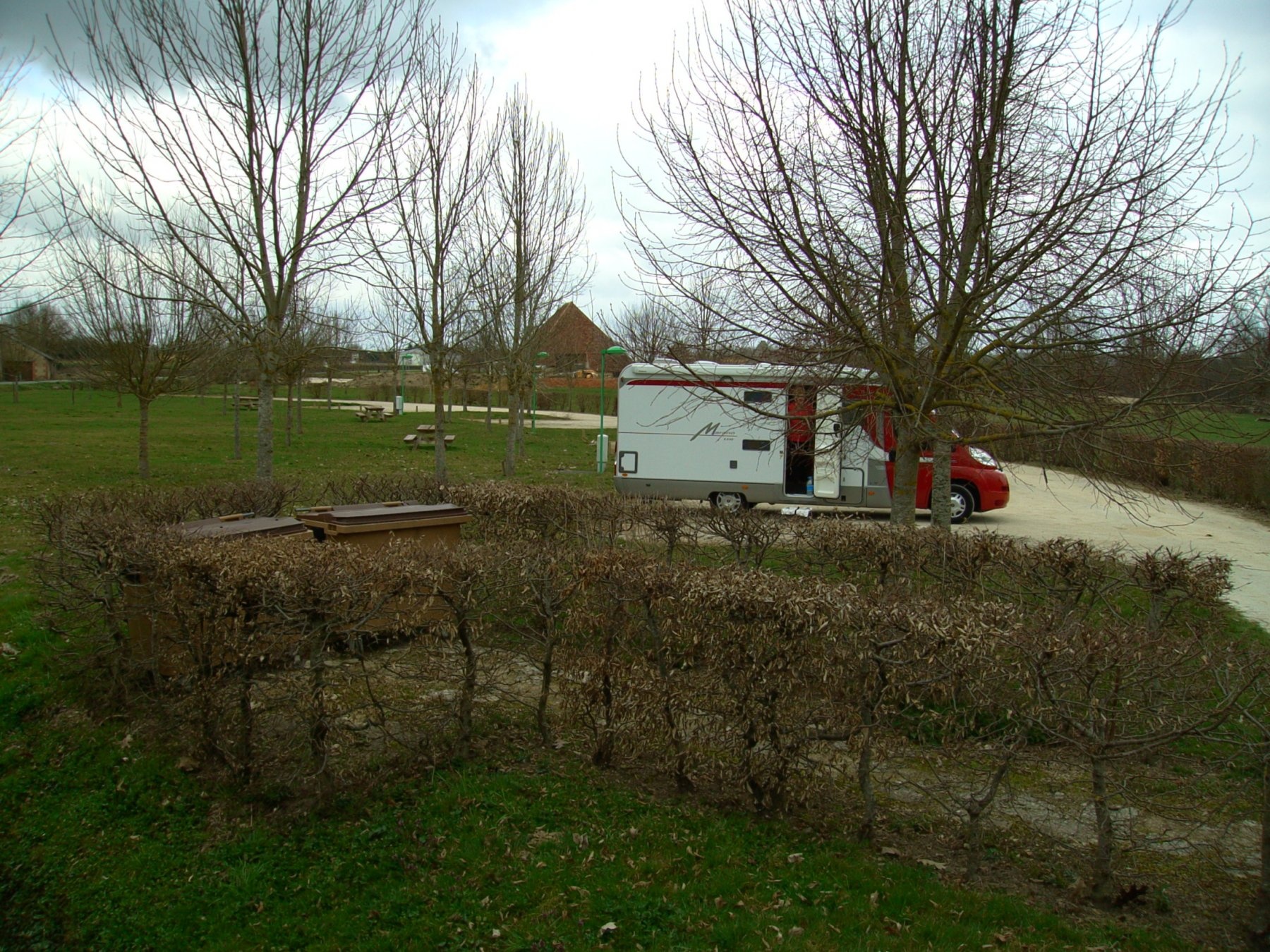 Stellplatz Vailly-sur-Sauldre — Ställplats in Vailly-sur-Sauldre