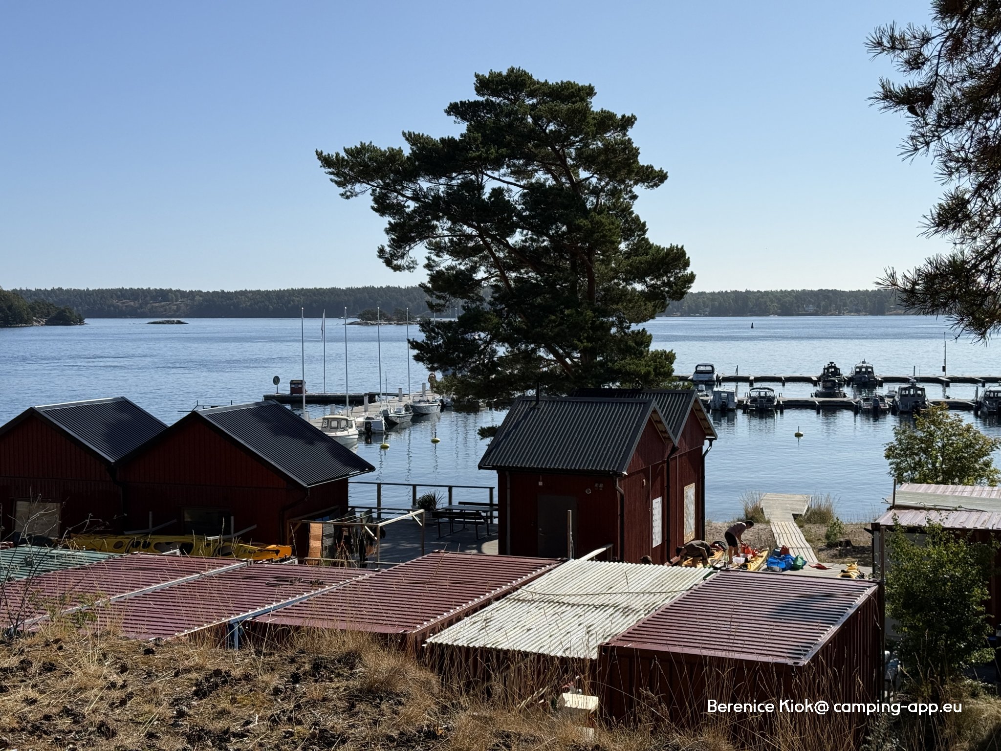 Stavsnäs Vinterhamn — Foto 4