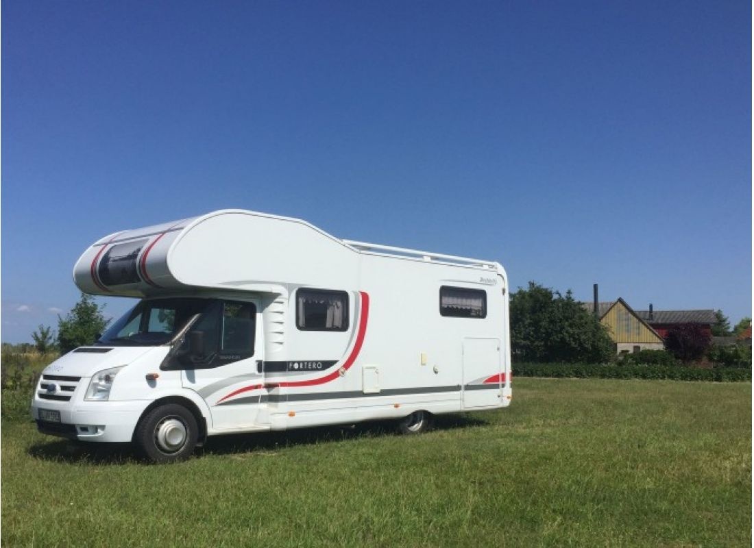 Inga & Paul Jacobsen — Sítio para autocaravanas in Nørre Alslev