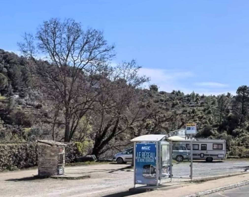 Stellplatz Les Mages — Campervan Site in Les Mages