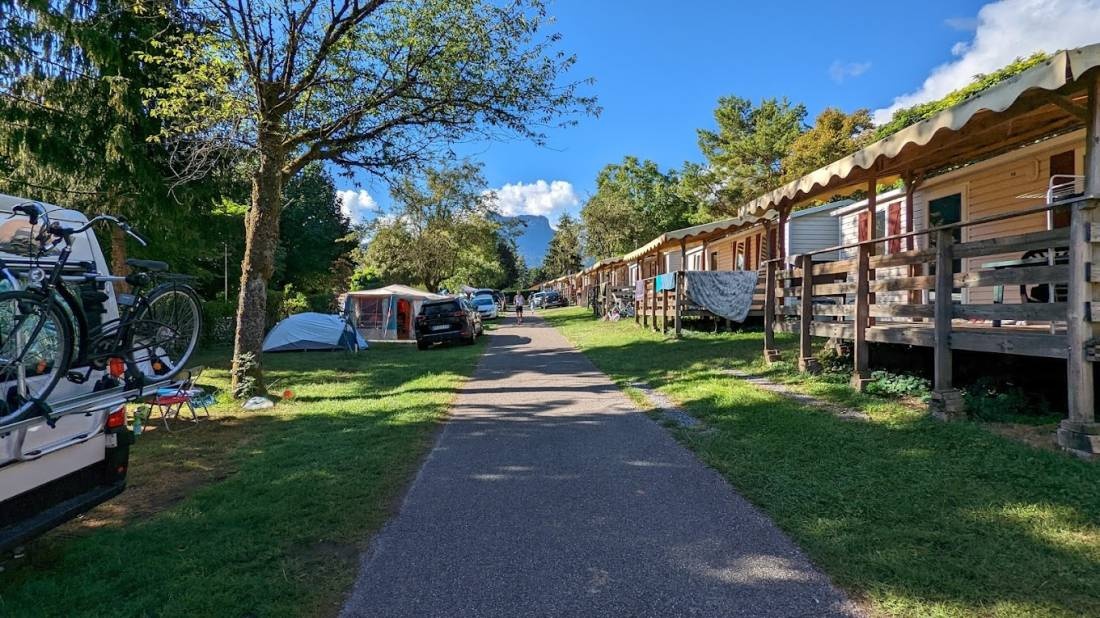 Camping La Ferme — Місце для кемпінгу in Chabeuil
