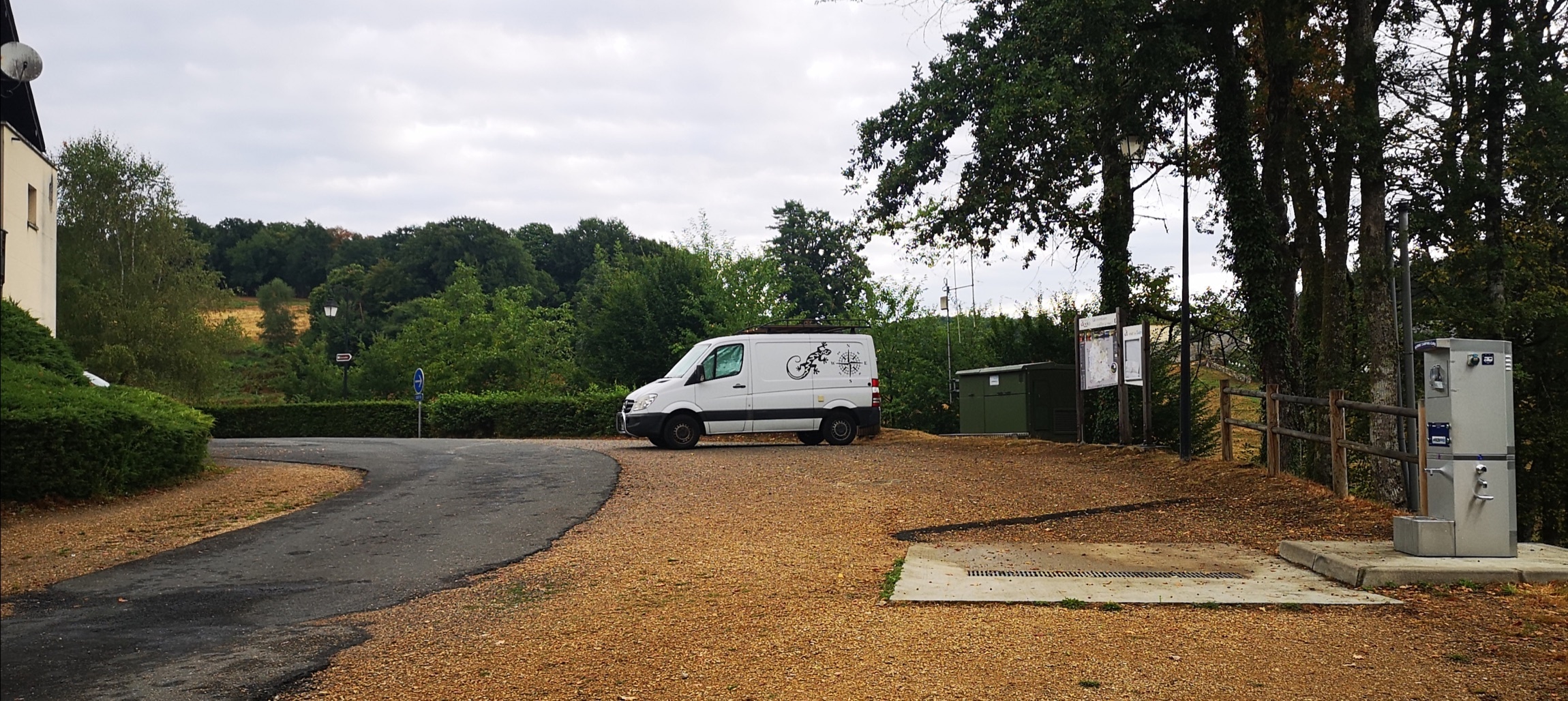 Stellplatz Gimel-les-Cascades — Ställplats in Gimel-les-Cascades