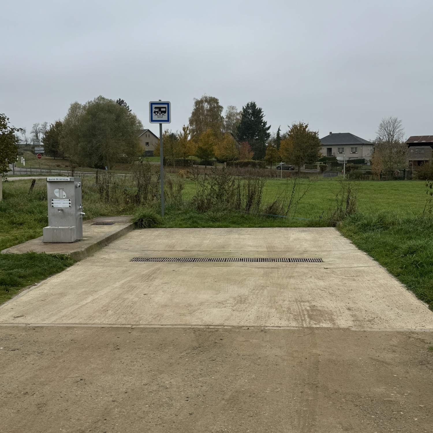 Stellplatz Rodemack — Campervan Site in Rodemack