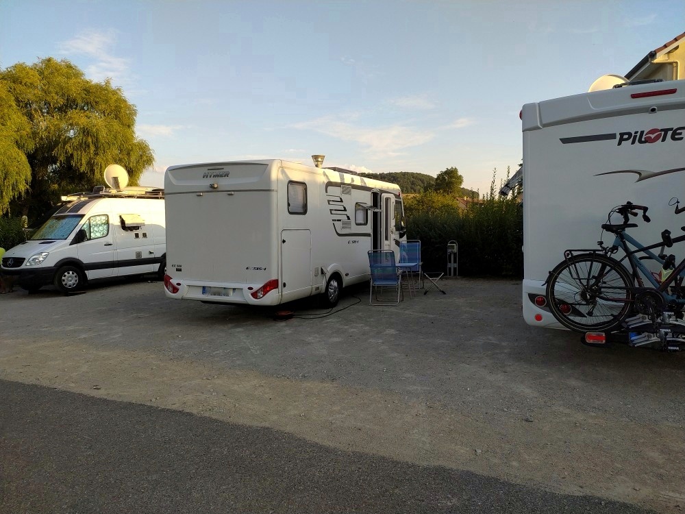 Übernachtungsparkplatz Maxey-sur-Meuse — Campervan Site in Maxey-sur-Meuse