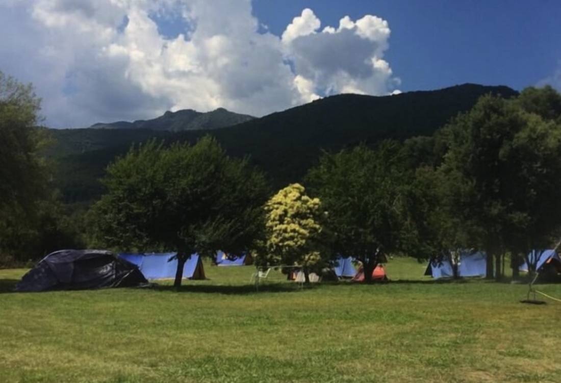 Camping Ernella — Sítio de acampamento in Giuncaggio