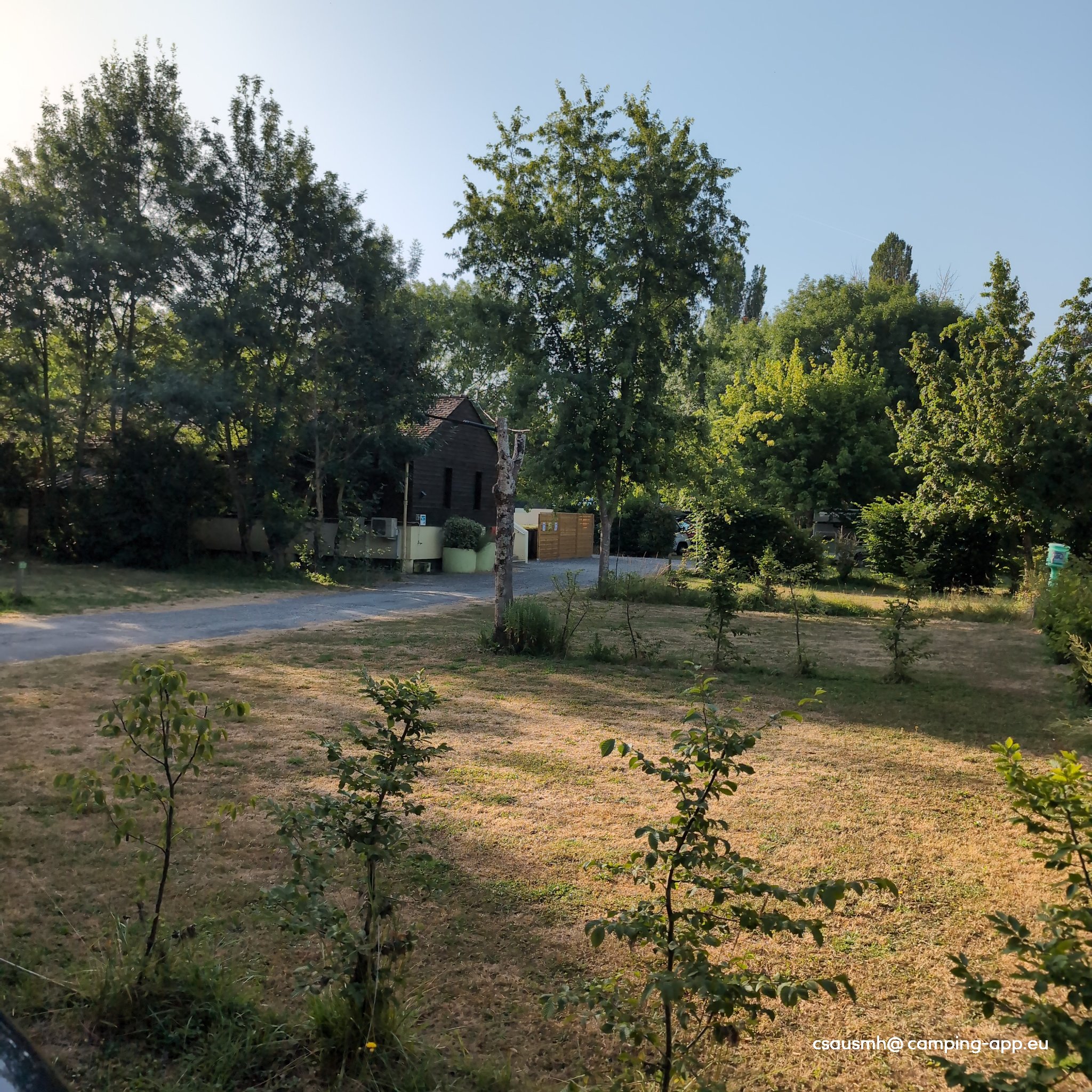 Camping La Vallee de L'indre — Sítio de acampamento in Montbazon