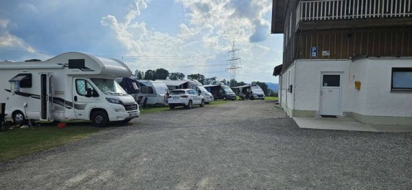 Wohnmobilstellplatz Dietmannsried Weizes Weitblick — Zdjęcie 4