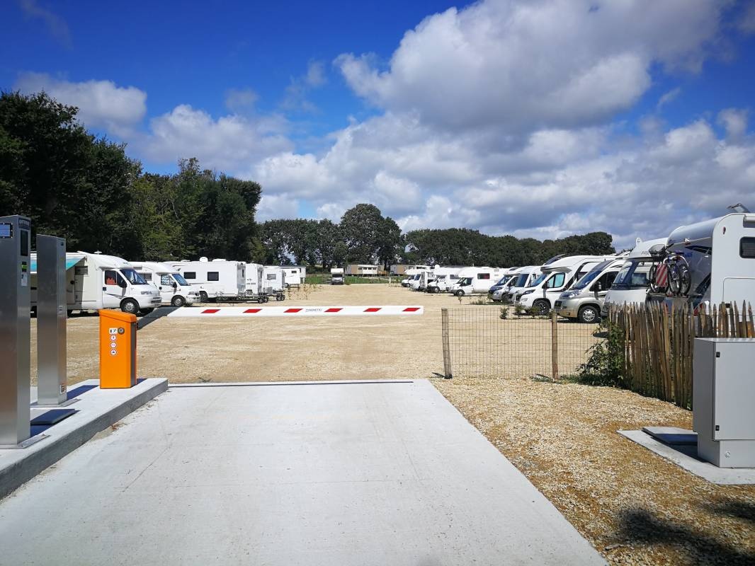 Aire de camping-car de Vannes Séné — Sítio para autocaravanas in Séné