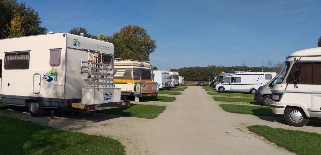 Camperplaats De Kleine Geest  ​ — Sítio para autocaravanas in Linden