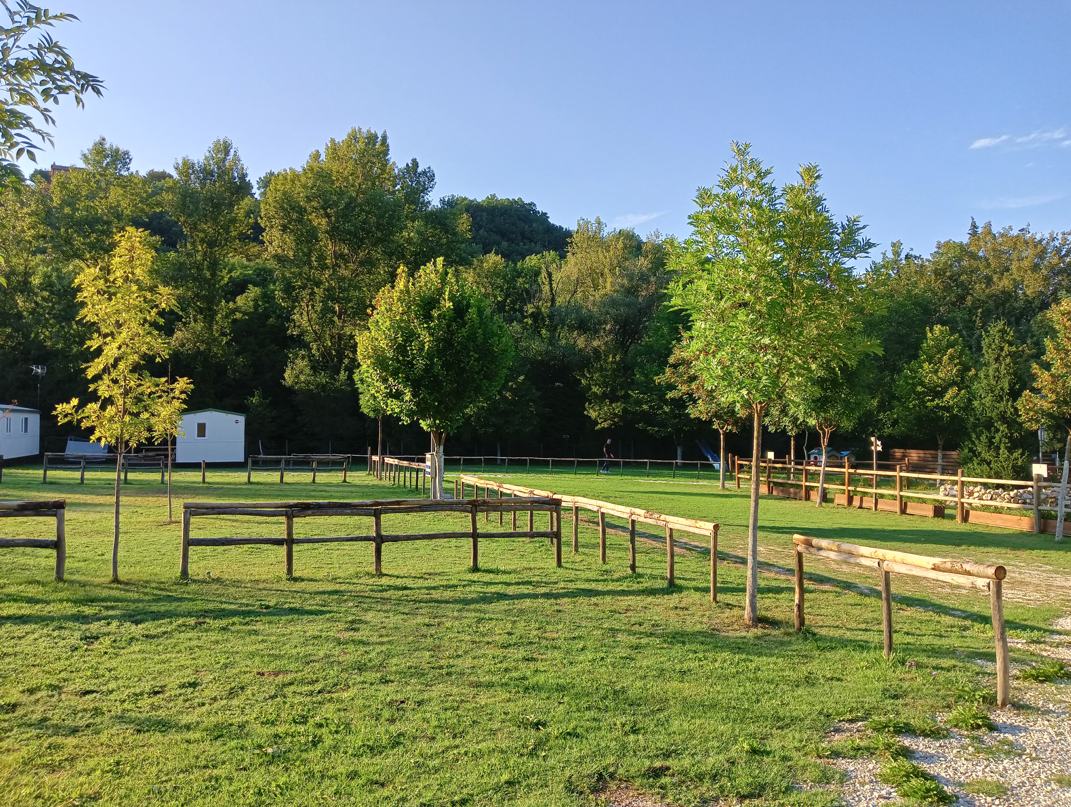 Frontone Camping II Cinisco — Camping in 