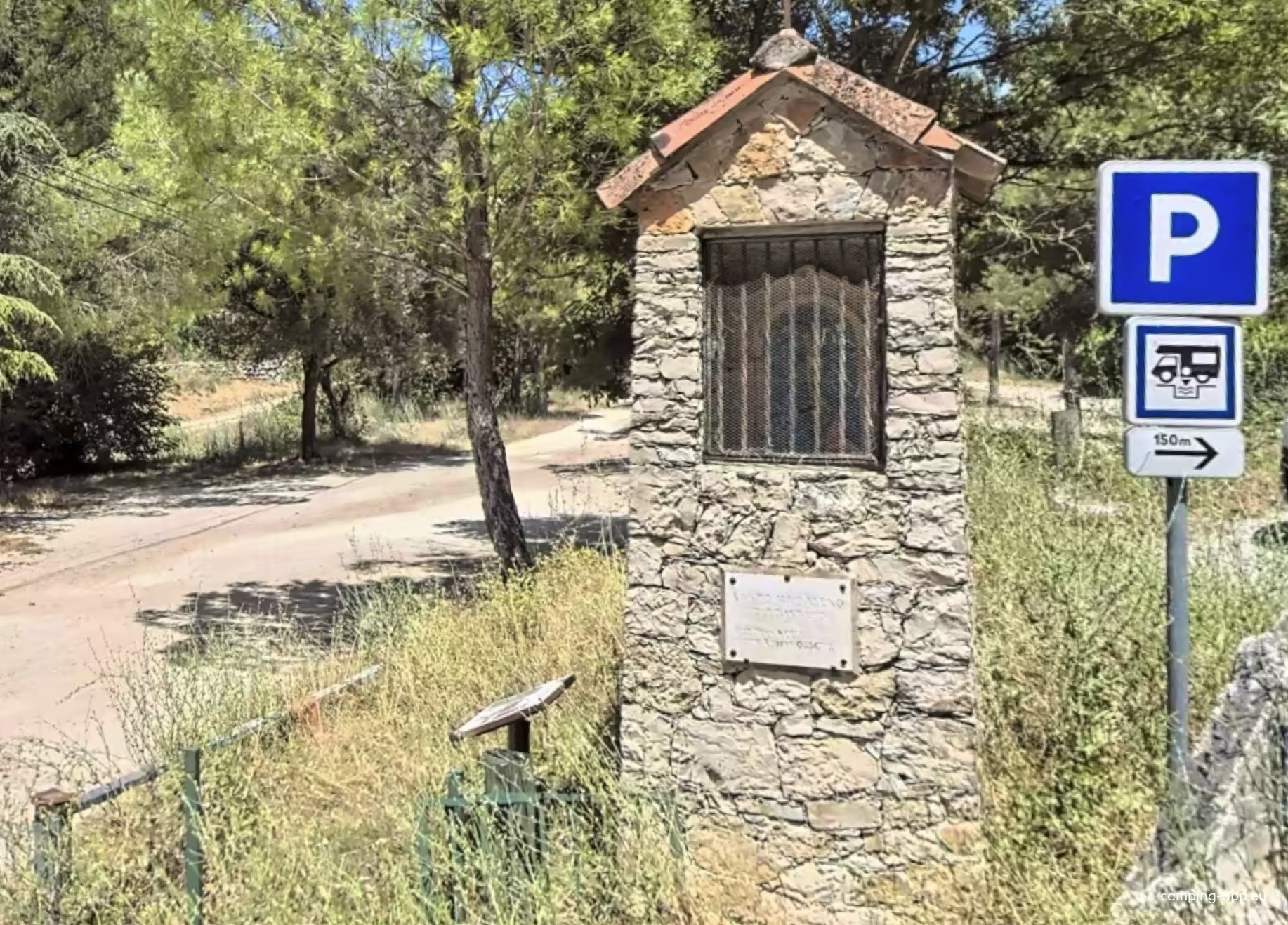 Stellplatz Cuges-les-Pins — Campervan Site in Cuges-les-Pins