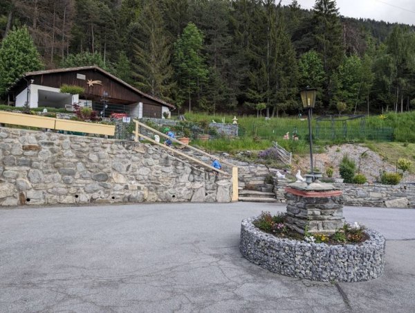 Panorama Stellplatz + Camping Basweri — Photo 3