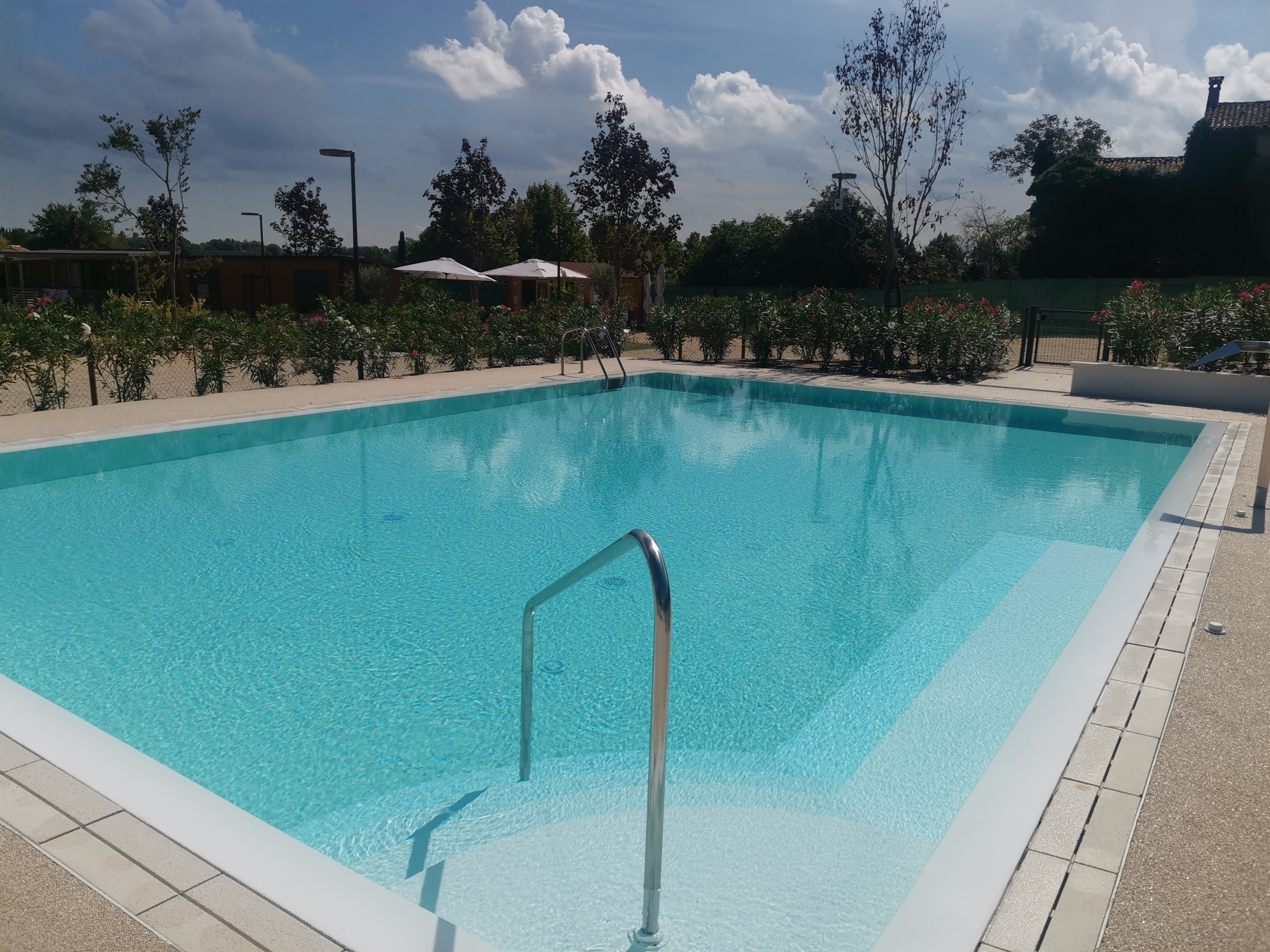 Garda di vino agricampeggio — Camperplaats in Lazise