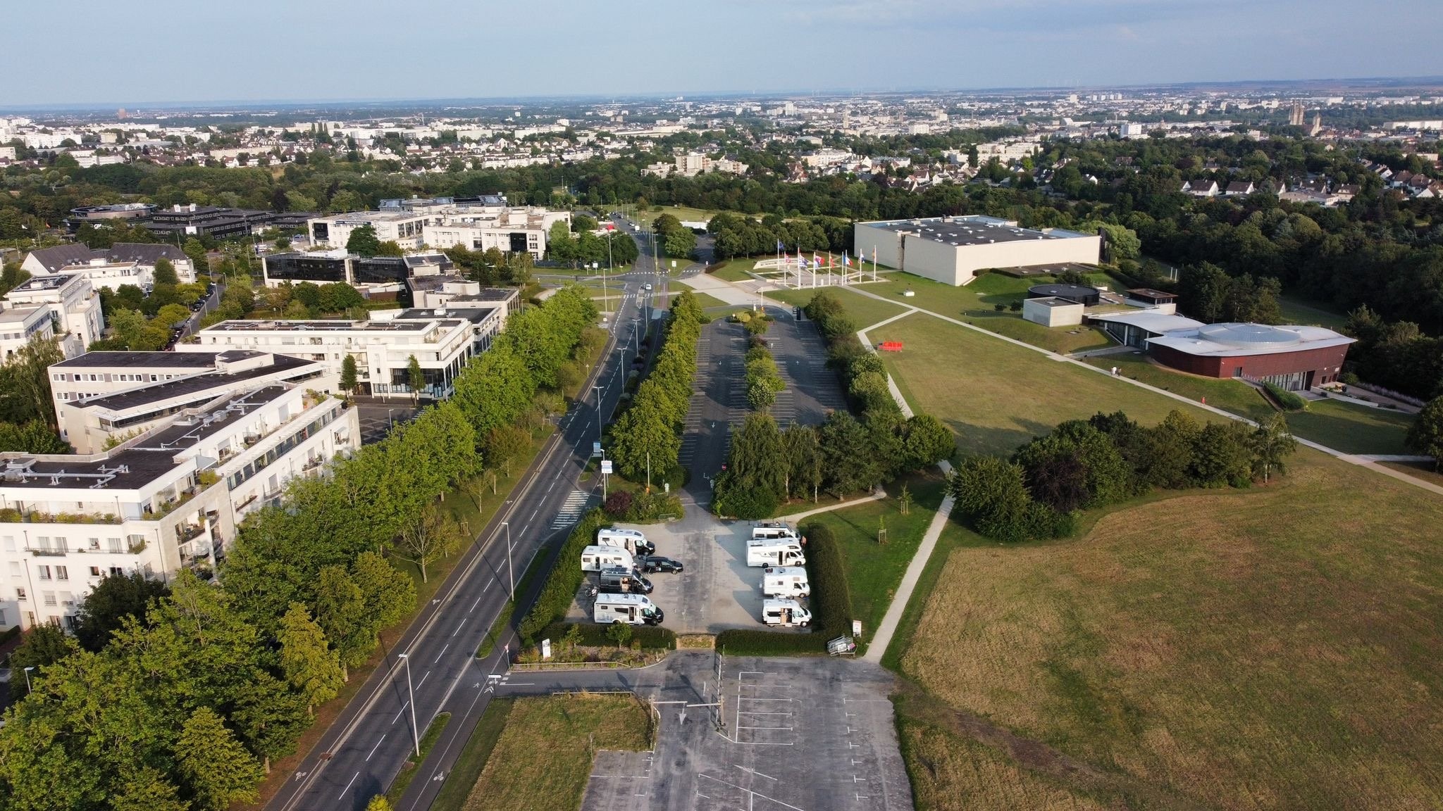 Stellplatz Caen — Aire camping car in Caen