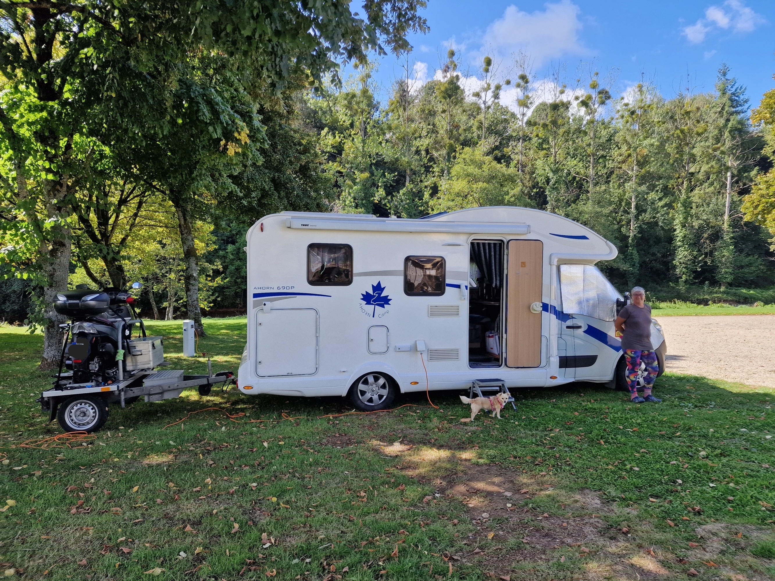 Stellplatz Ambrières-les-Vallées — Ställplats in Ambrières-les-Vallées