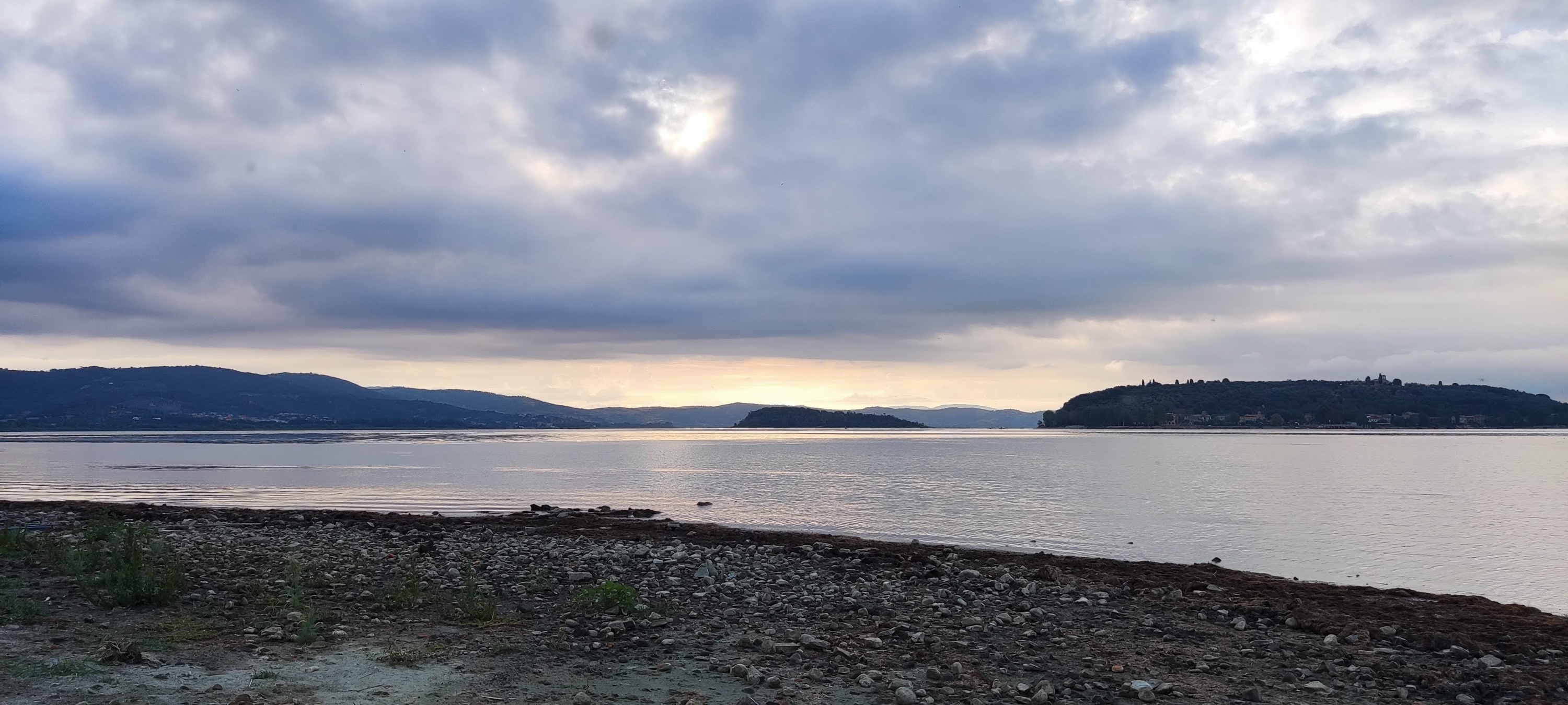 Camping Village Punta Navaccia — Cámping in Tuoro Sul Trasimeno