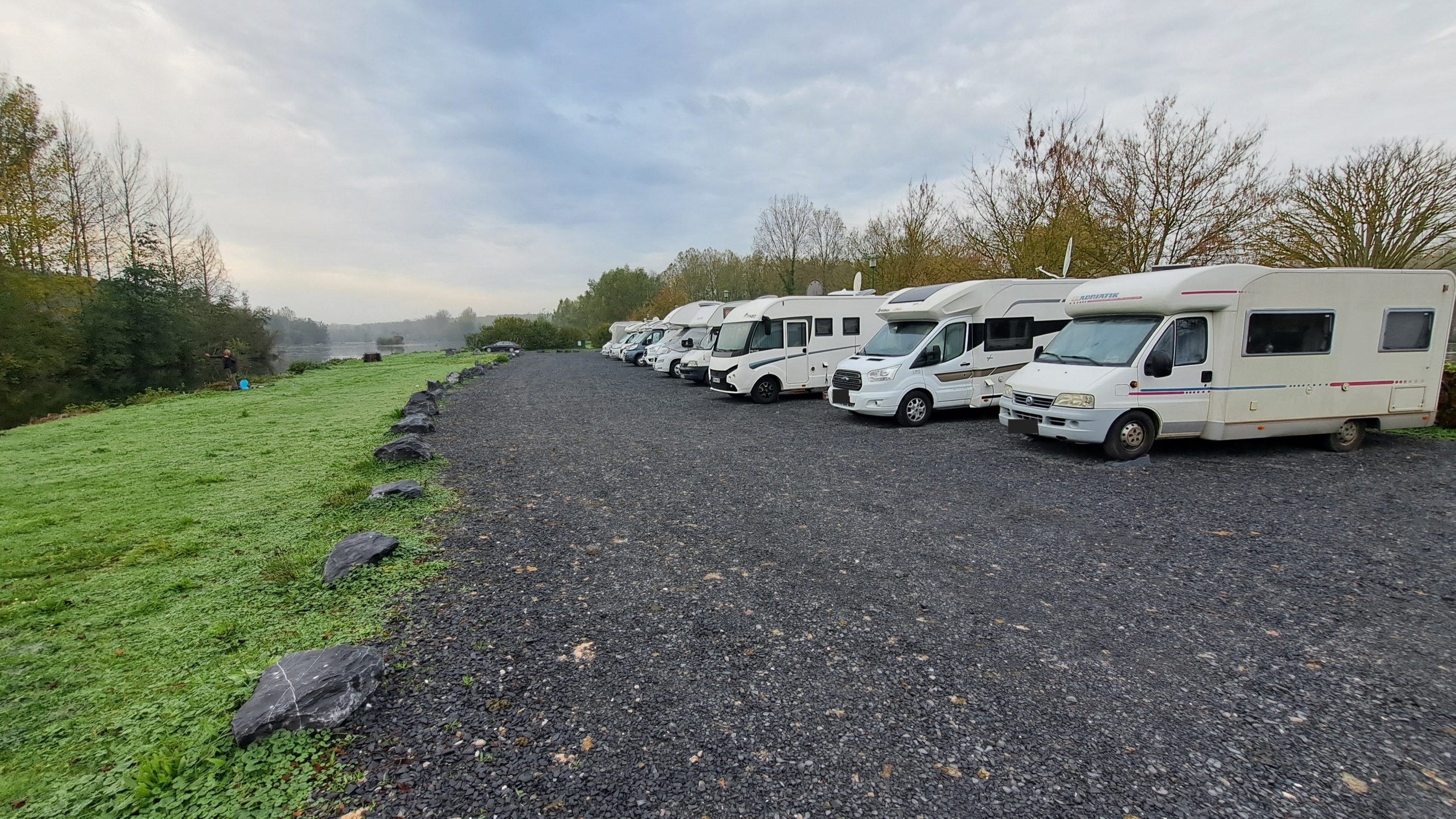 Stellplatz Bray-sur-Somme — Bobilplass in Bray-sur-Somme