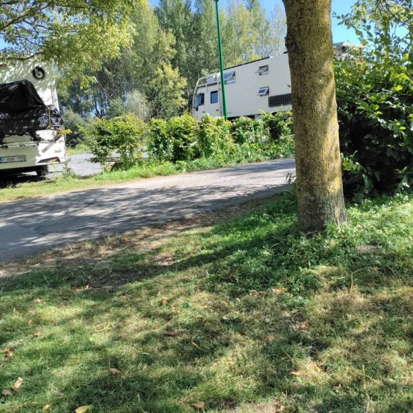 Stellplatz Bray-sur-Somme — Photo 4