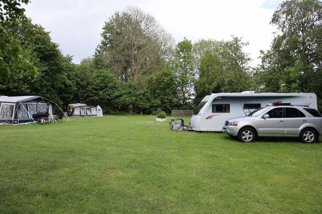 Rinkenæshus Camping — Cámping in Rinkenis