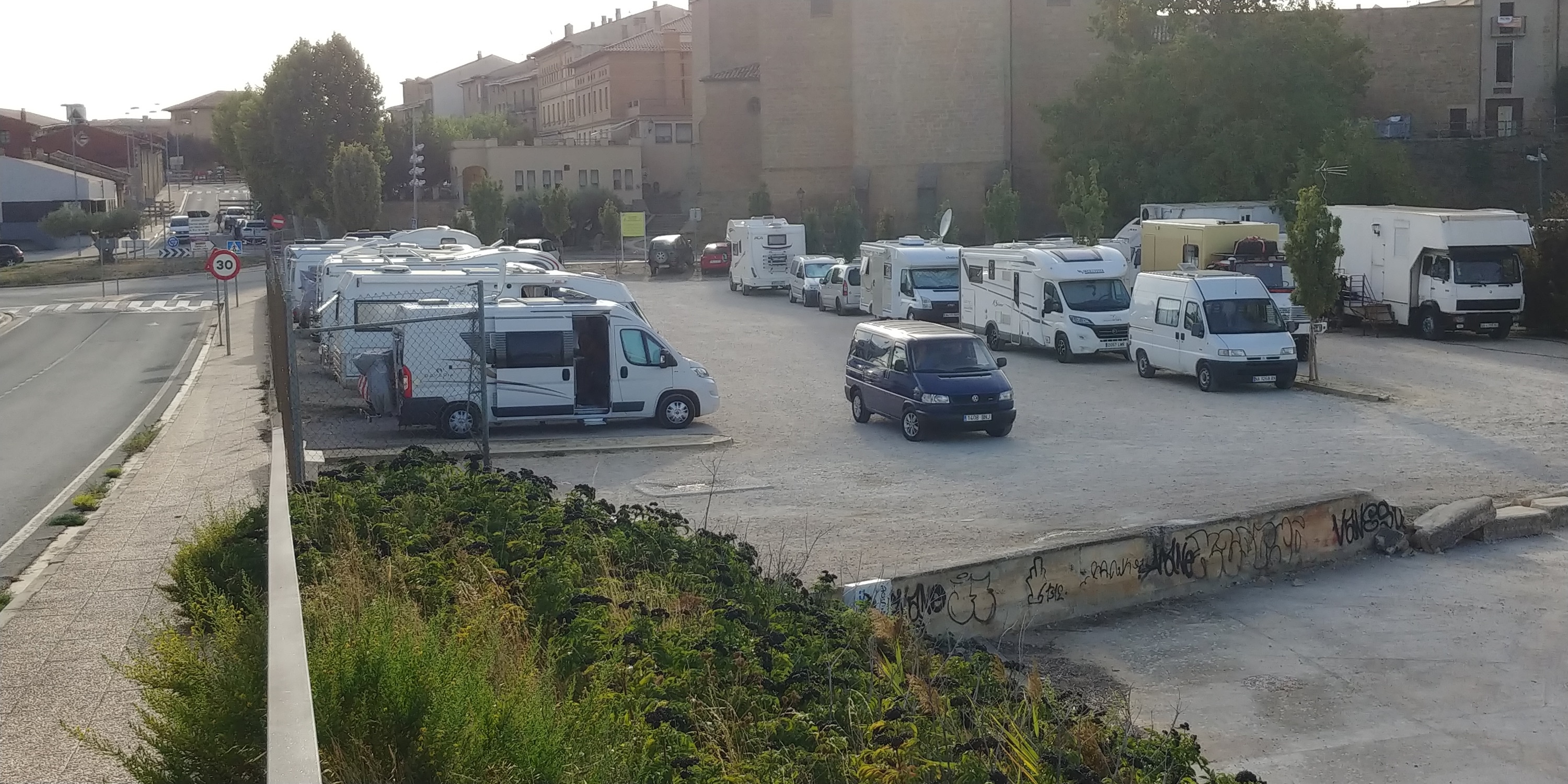 Stellplatz Olite — Campervan Site in Olite/Erriberri