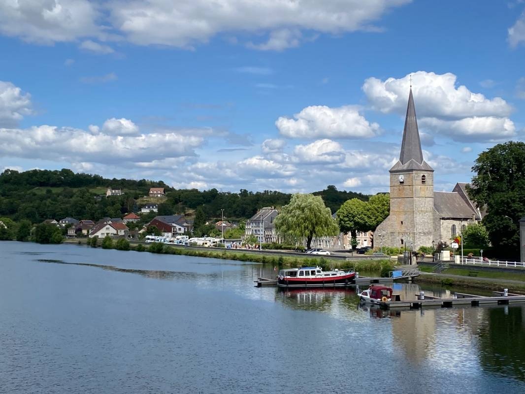 Stellplatz — Campervan Site in Givet