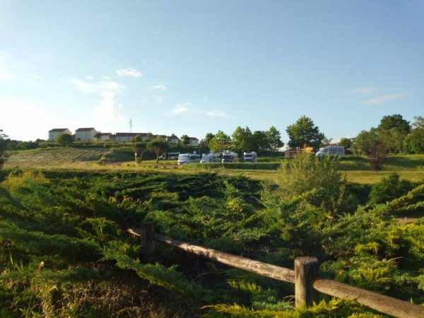 Stellplatz Roanne — Photo 2