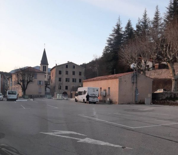 Stellplatz Castellane — Photo 3