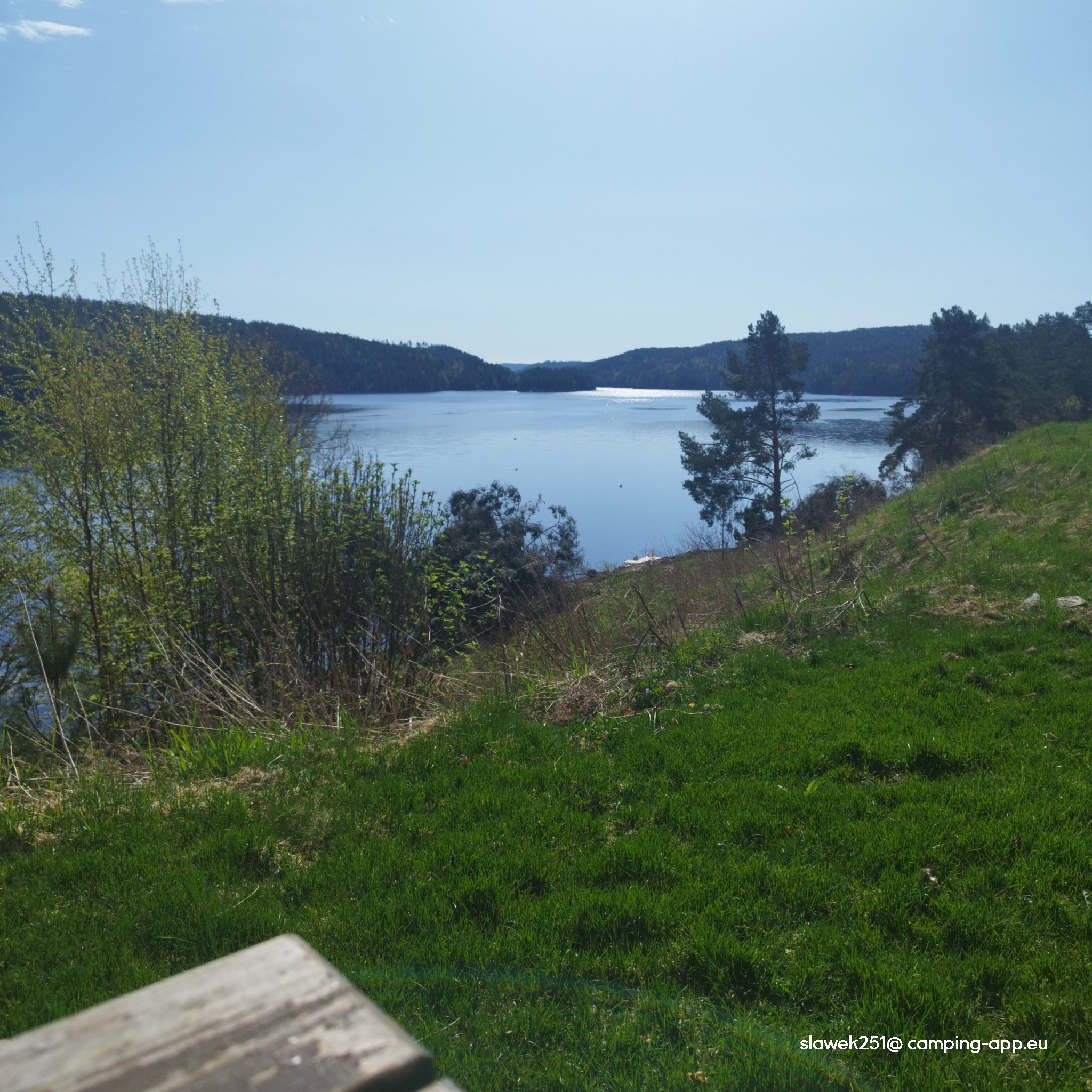 Hulfjell Bobilparkering — Foto 3