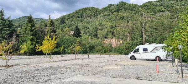 Area Sosta Camper - La Rosa — Photo 3