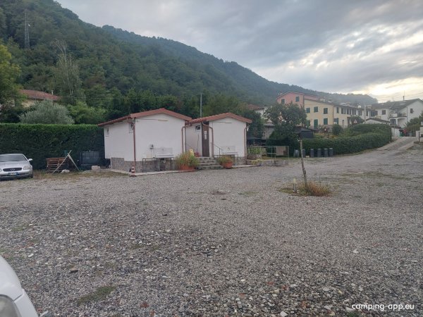 Area Sosta Camper - La Rosa — Foto 2