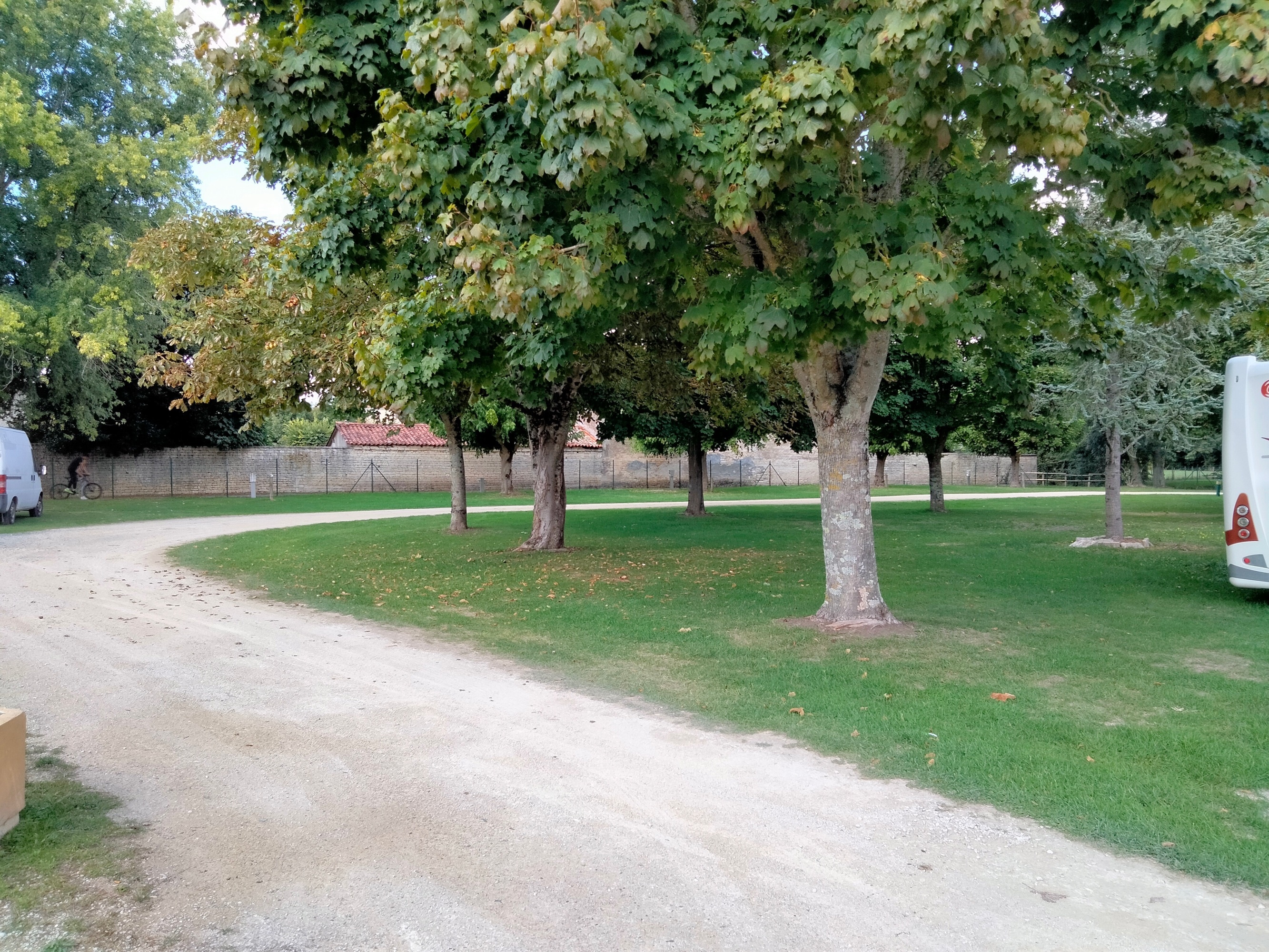 Camping Municipal — Kemp in Brioux-sur-Boutonne