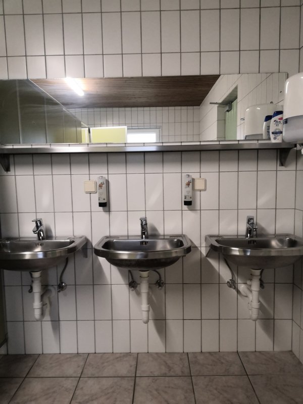 Wohnmobilstellplatz Plankenhof - contactless check-in — Photo 5