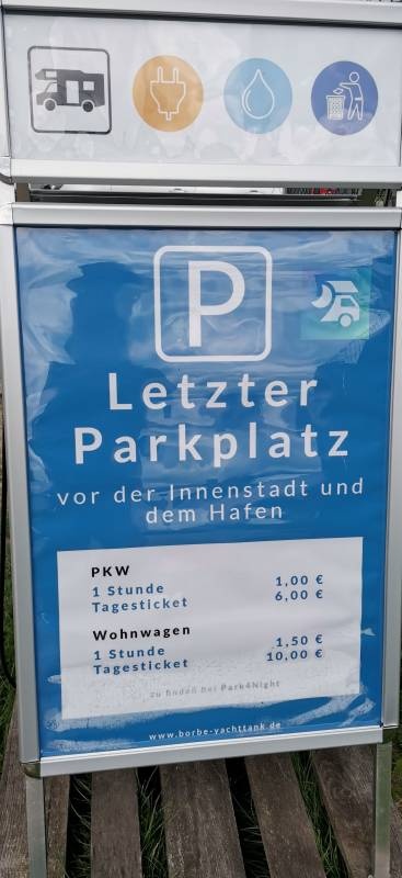 Parkplatz Borbe Yachttank — Sp. parking dla kamperów in Stralsund