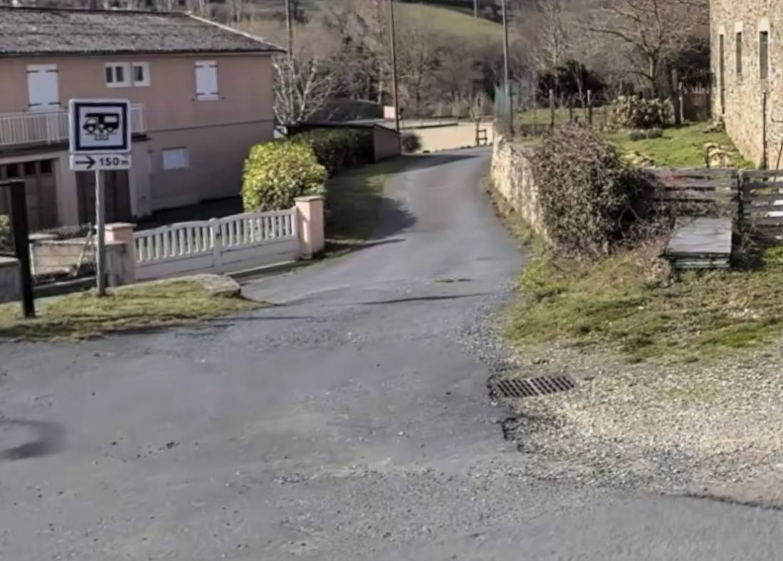 Stellplatz Arvieu — Aire camping car in Arvieu