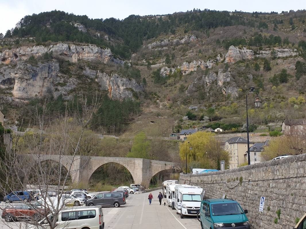 Parking de la Gravière — Camperplaats in Gorges du Tarn Causses