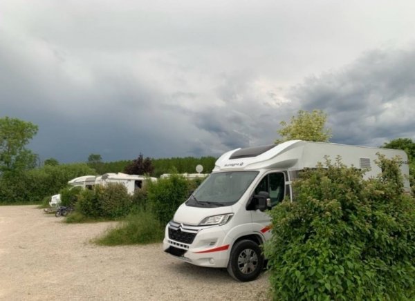 Aire de camping car — Photo 3