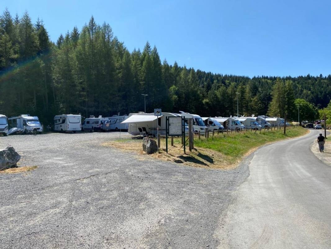 Stellplatz Coucouron — Ställplats in Coucouron