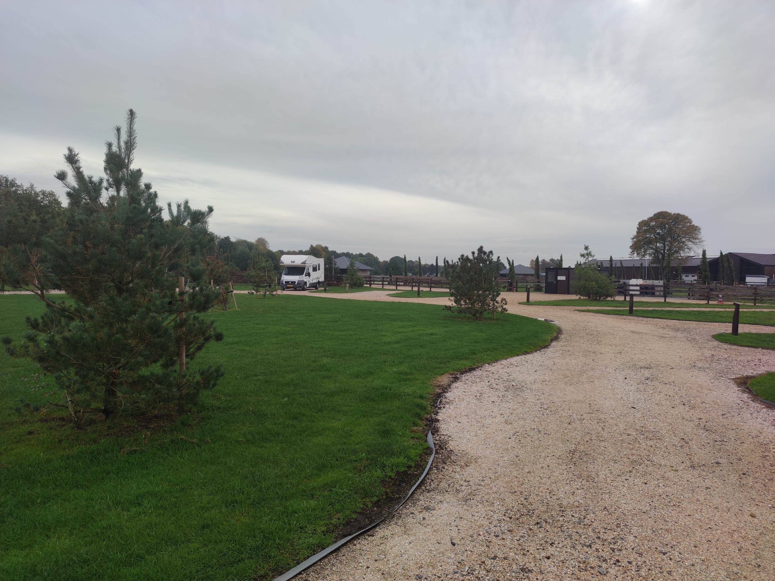 Camperplaats Bembom Hoeve — Ställplats in Lutten